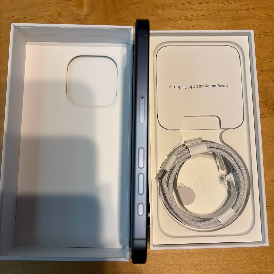 iPhone15 Pro ブルーチタニウム　128GB