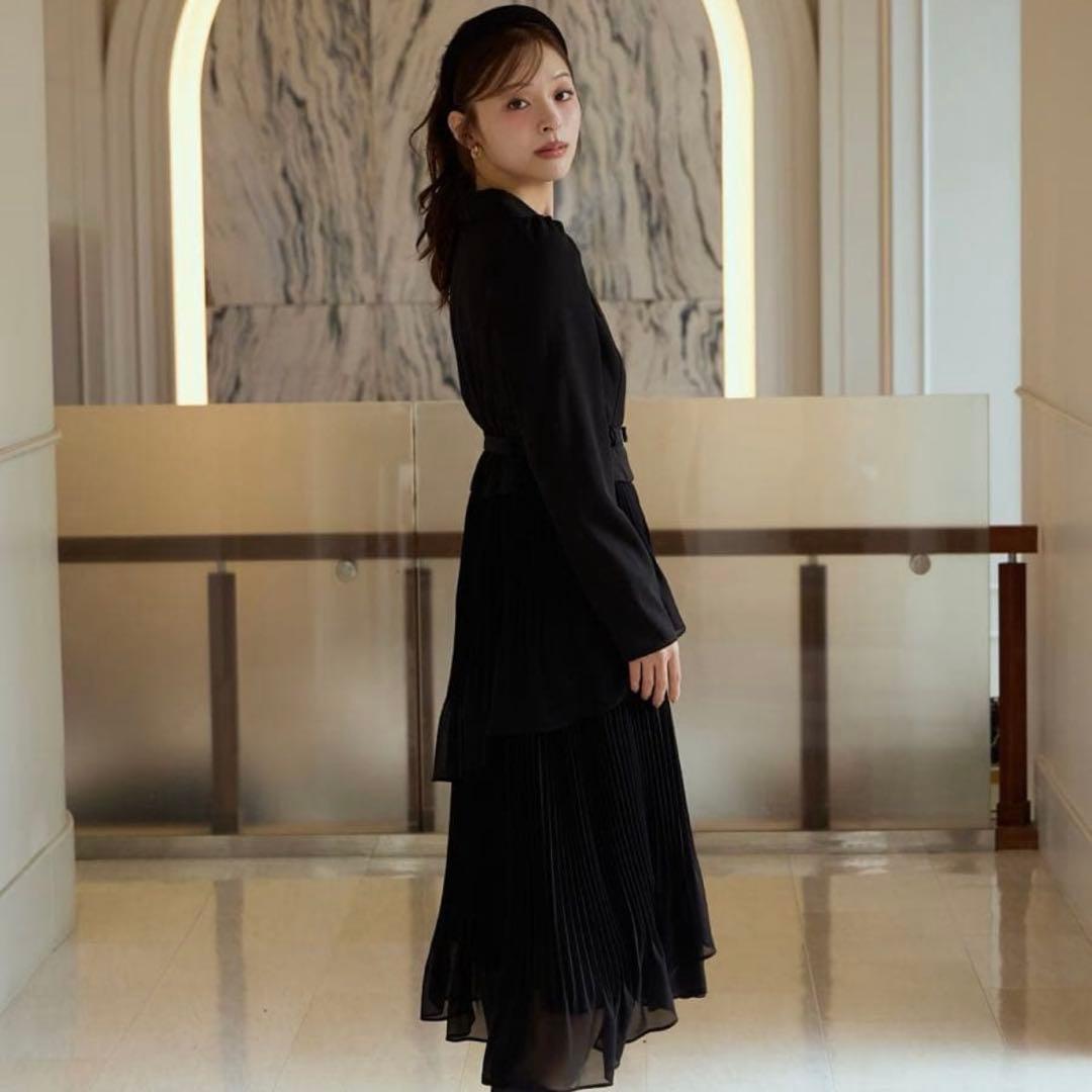 アンドクチュール ジャケットレイヤードプリーツワンピース ブラック