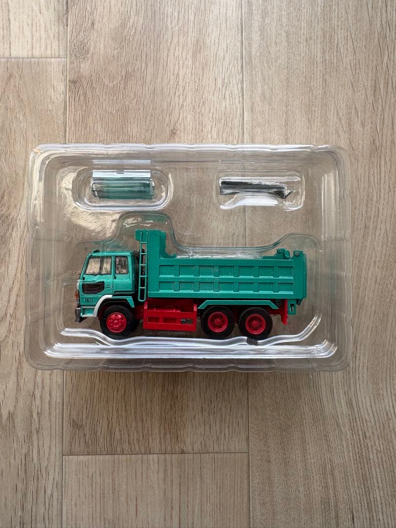 DBGT 1/64 日野 スーパードルフィン ダンプ トラック ミニカー　モデル