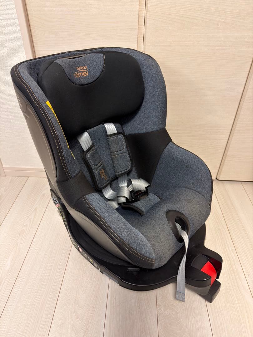 ブリタックスレーマー DUALFIX i-SIZE （インサート未使用）