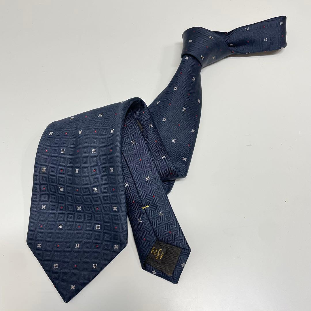 わ*ん様 LOUIS VUITTON ネクタイ　ネイビー