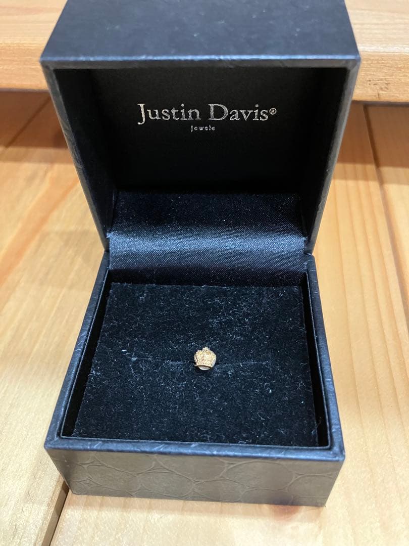 ジャスティンデイビス　王冠シングルピアス18金　ゴールド　18k