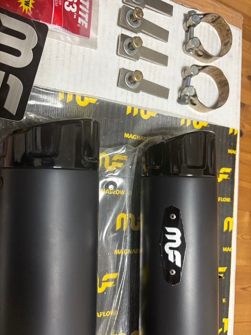 Magnaflow ブラック マフラー