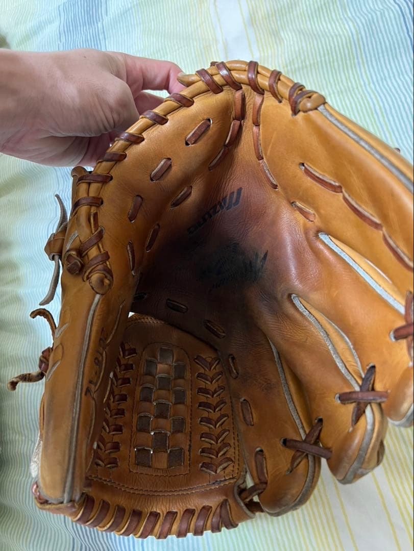 巨人 高木京介グローブ