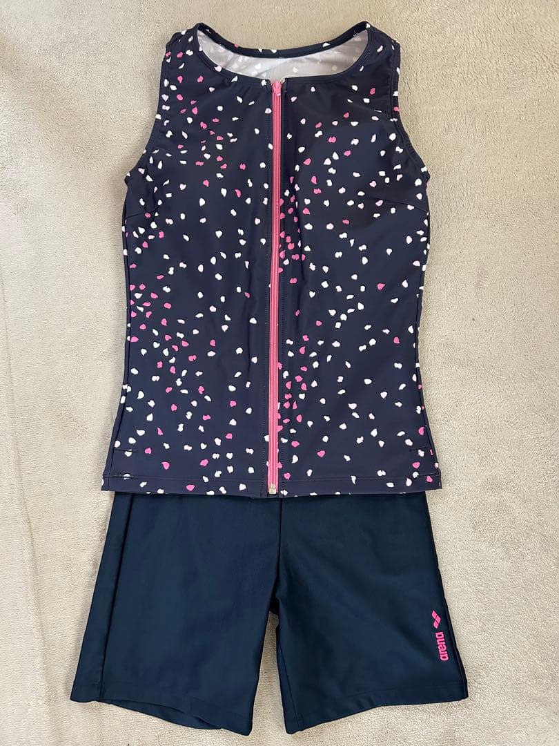 arena セパレート水着13号