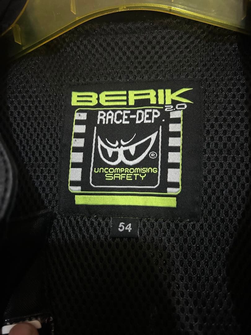 BERIK RACE-DEP 2.0 レーシング革ツナギ 54