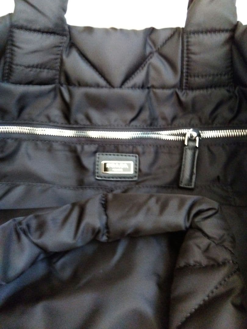 Prada キルティングトートバッグ ノベルティ