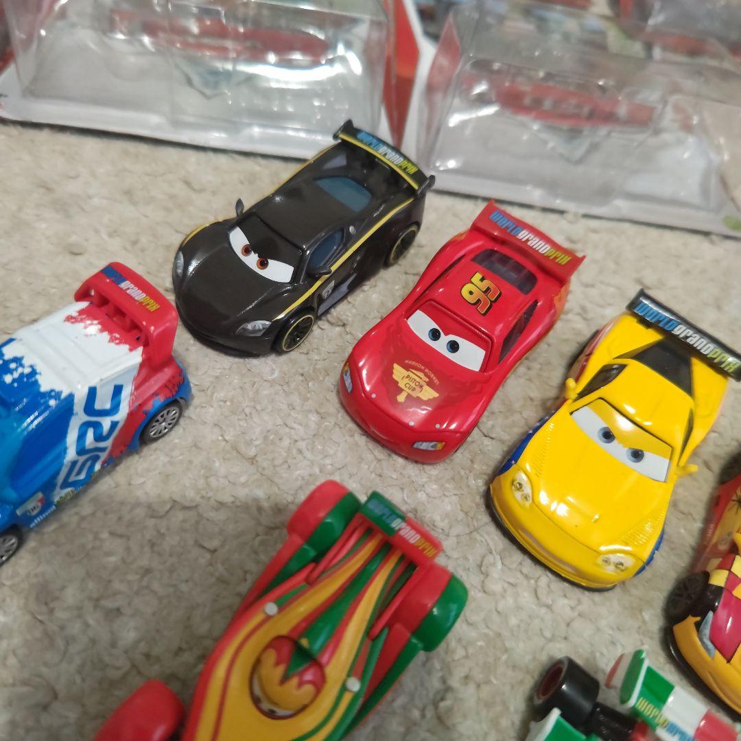 マテル カーズ2 ミニカー