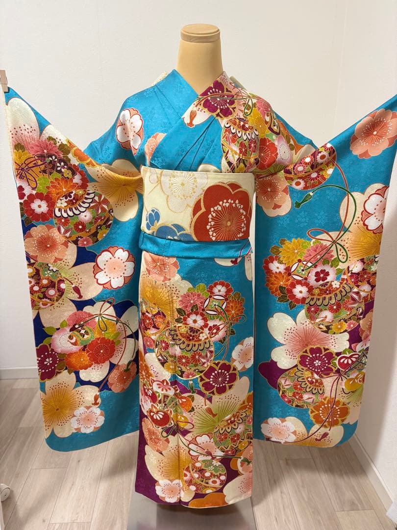 yui ⭐️可愛い！振袖フルセット　正絹振袖　成人式　水色系　最終価格です！