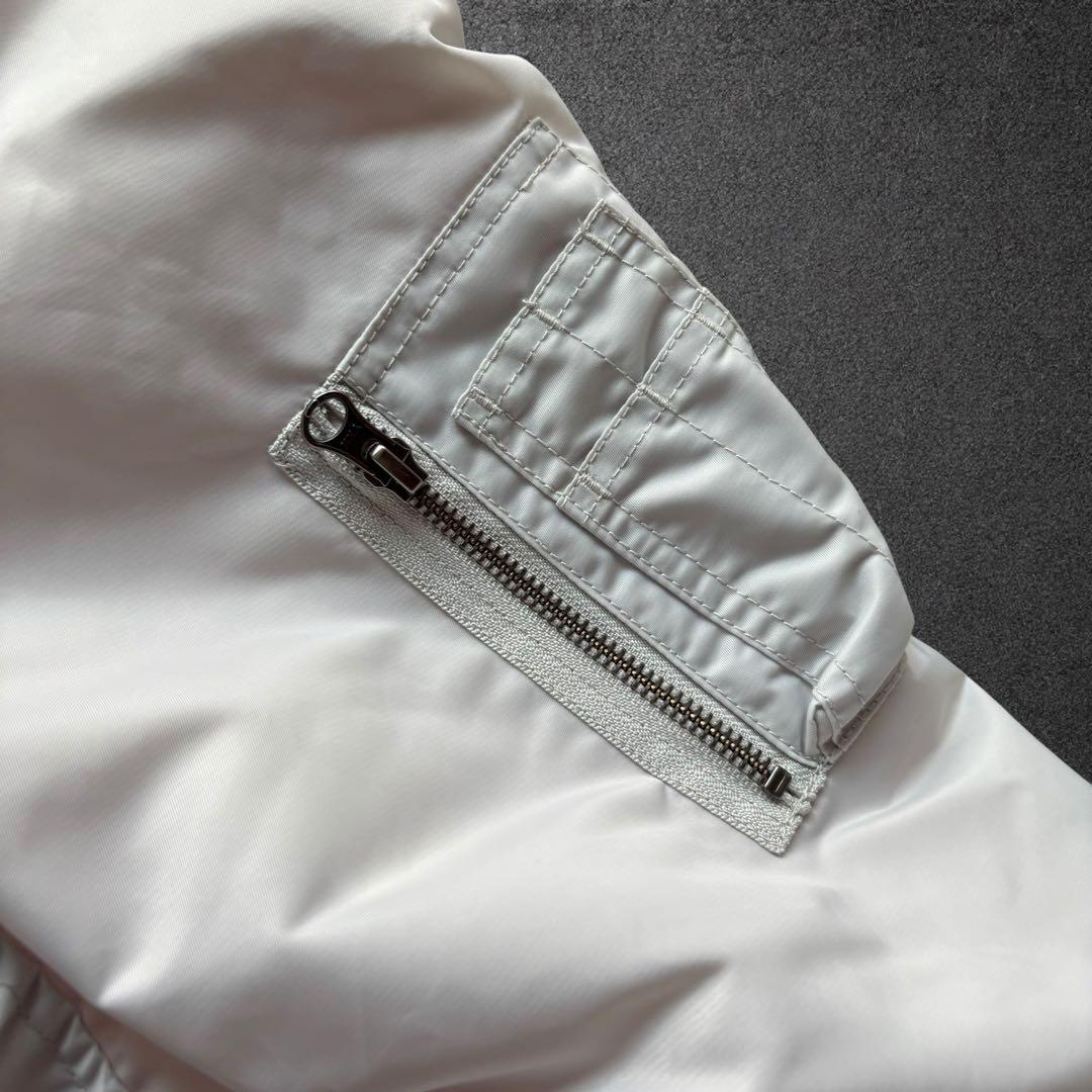 極美品XL✨ BEAMS MA-1 リラックスフィット 中綿ジャケット シルバー