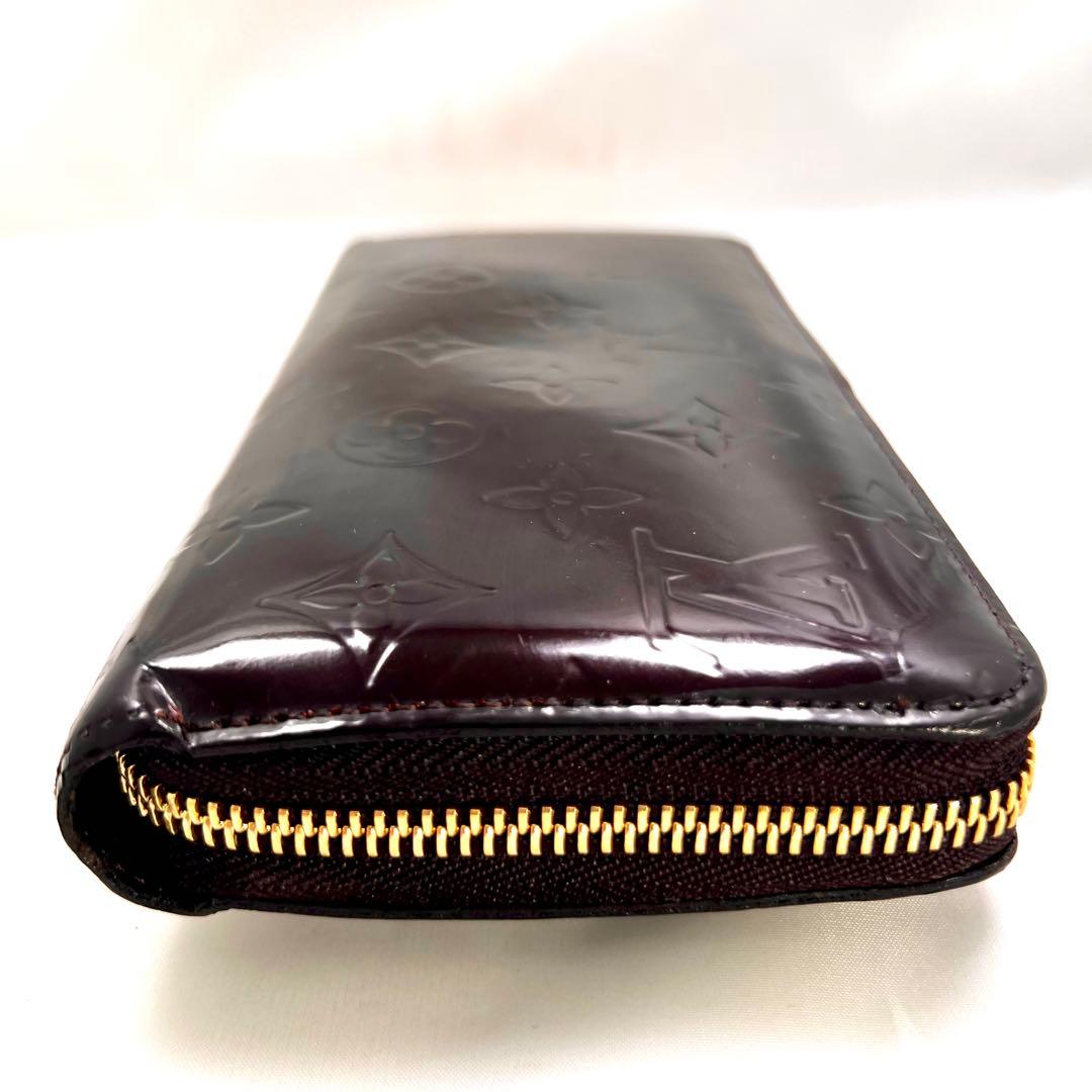 ルイヴィトン ヴェルニ アマラント ジッピーウォレット M93522 モノグラム