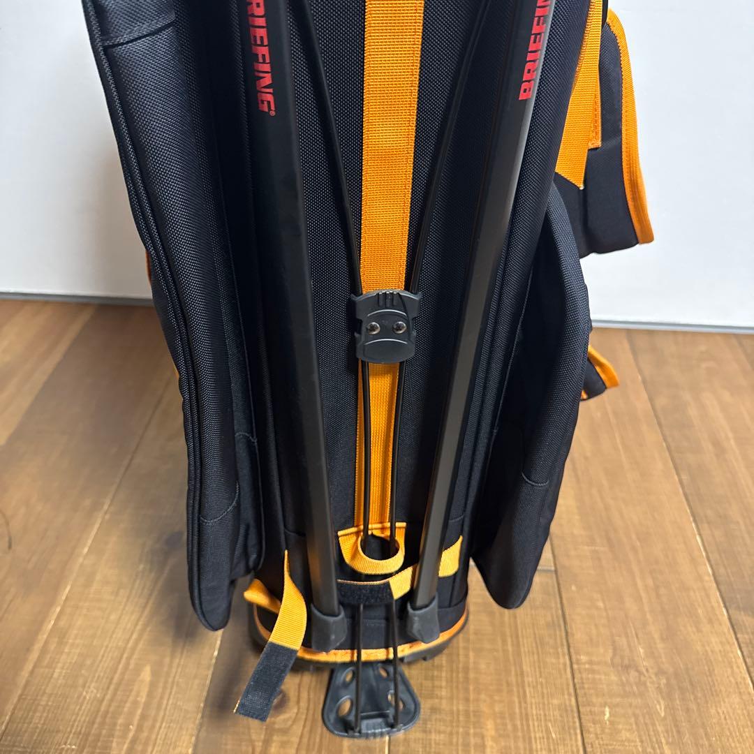 美品　ブリーフィング スタンド式　キャディバッグ