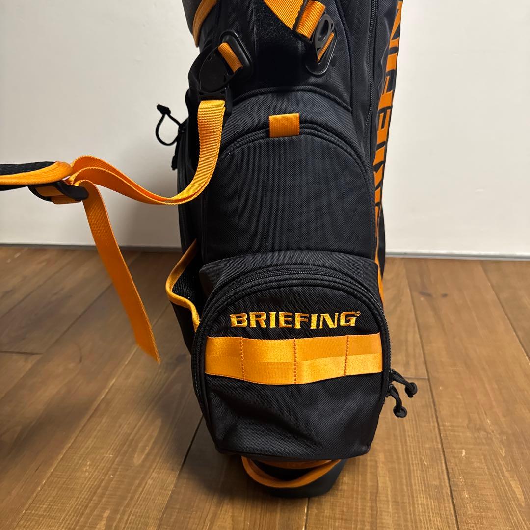 美品　ブリーフィング スタンド式　キャディバッグ