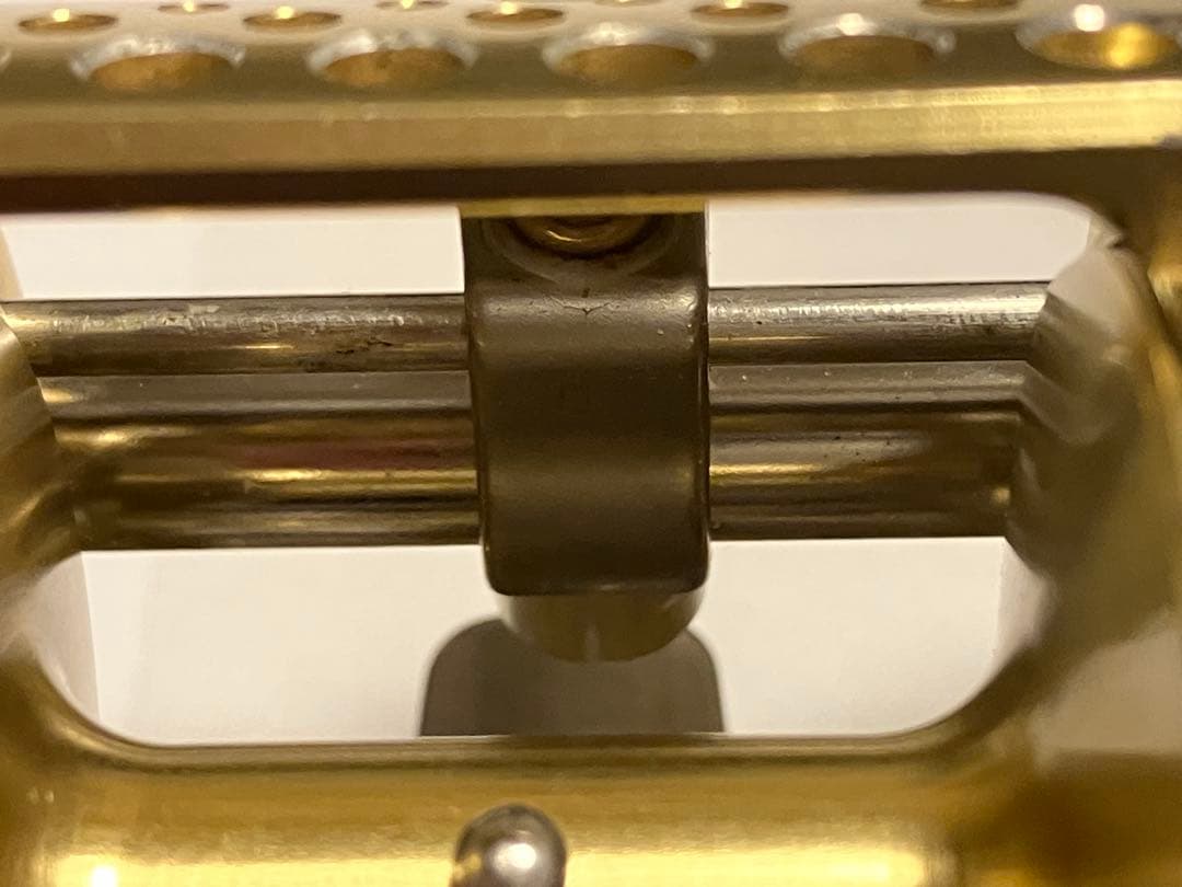 シマノ01カルカッタコンクエスト 400 RH444 ベイトリール 右ハンドル