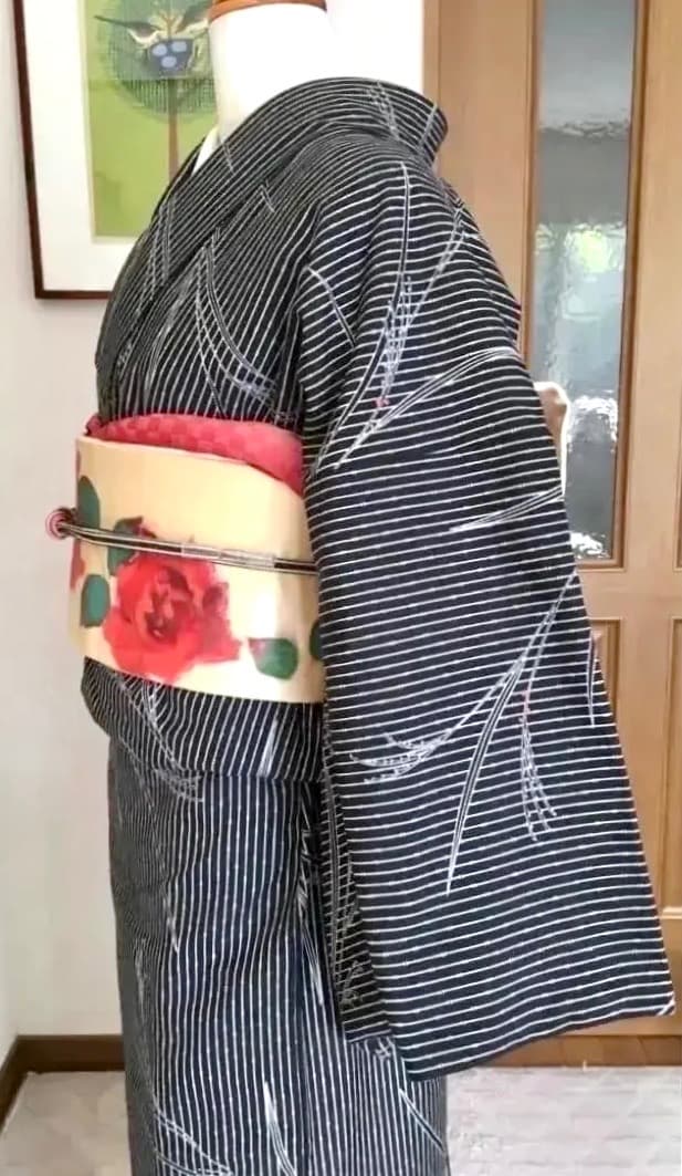 Antique Kimono 薔薇手描き 絵画的 圧倒的迫力 繻子正絹名古屋帯