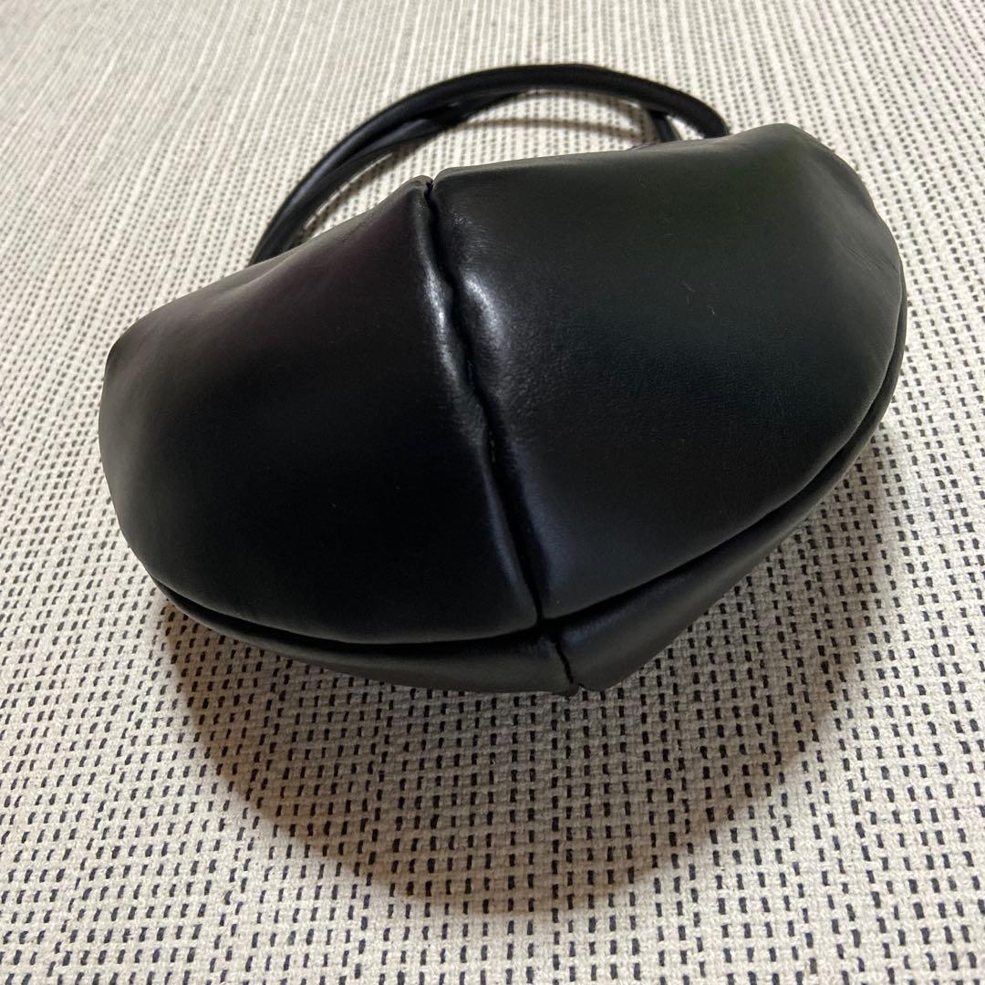 シビラ　本革　レザー　2way ショルダーバッグ　斜めがけ　ハンドバッグ　黒