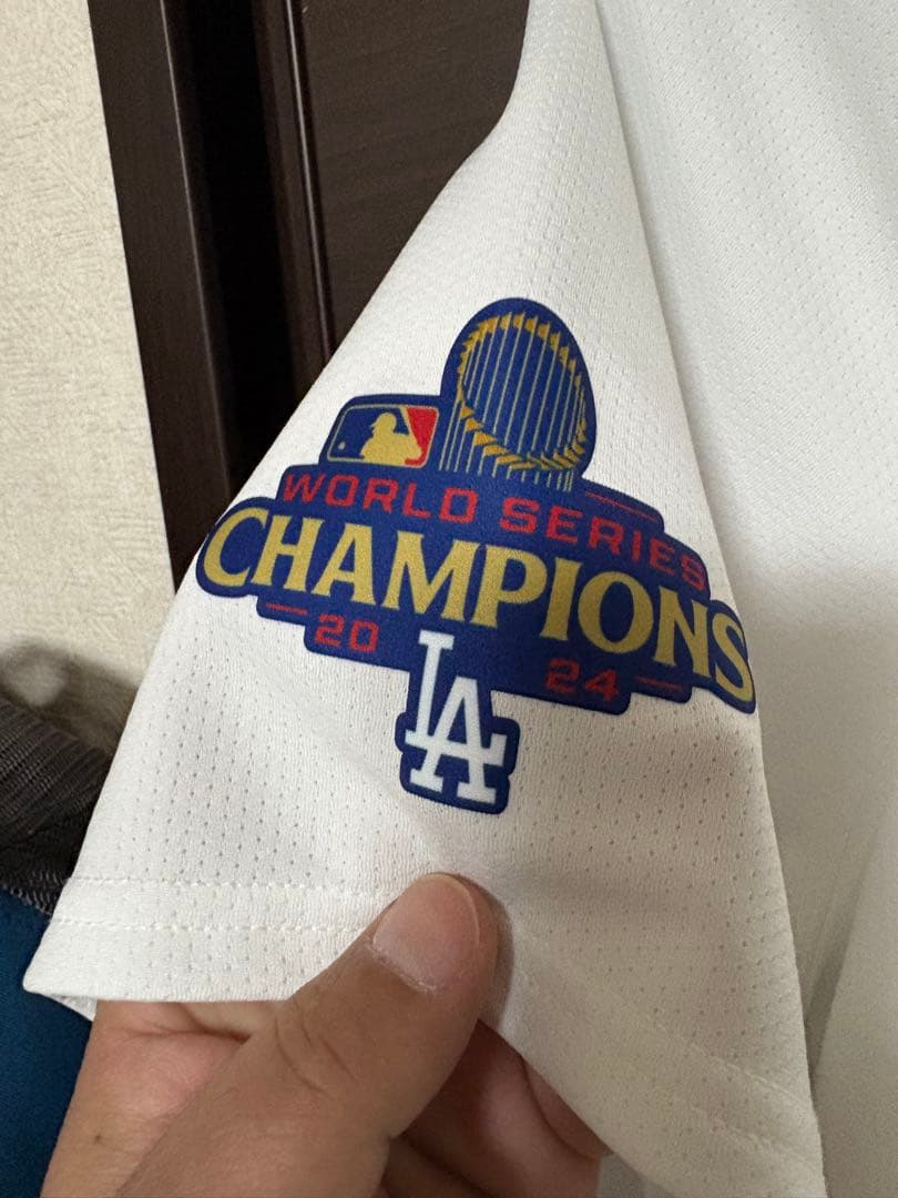 ドジャース Dodgers WS2024優勝記念 ゴールドユニフォーム 限定 L