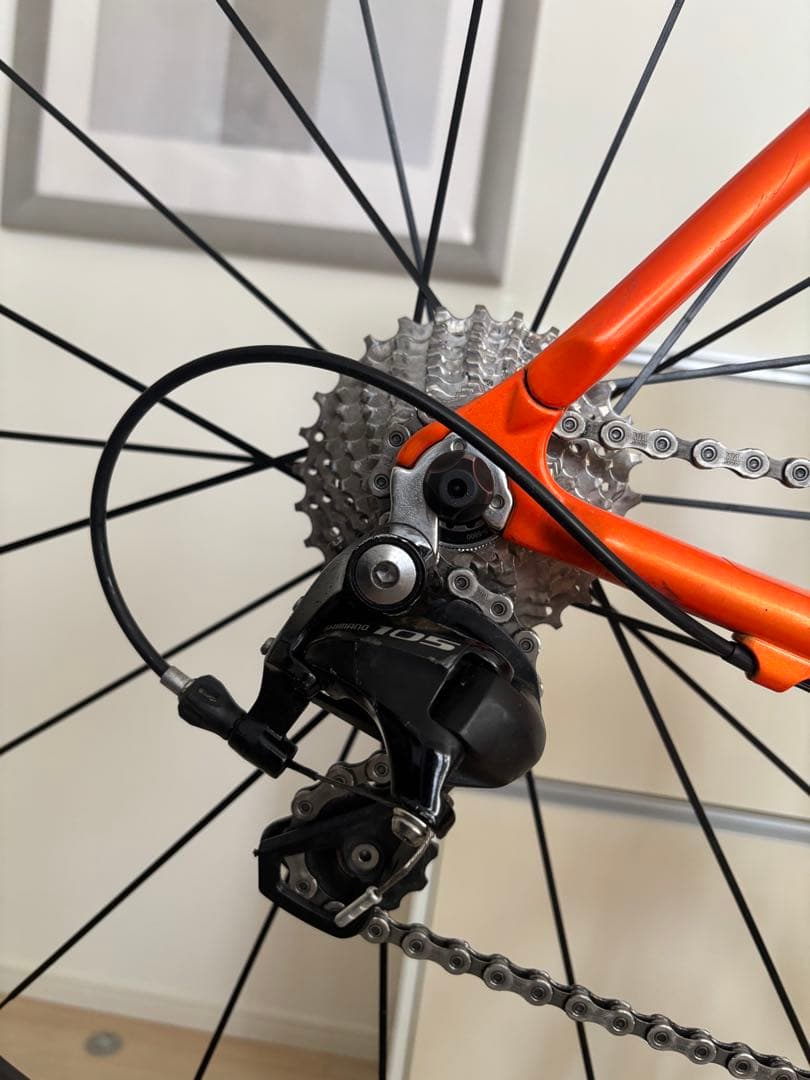 軽量8キロ　アンカーRL8RDカーボンロード 54 サイズシマノ105 2×11