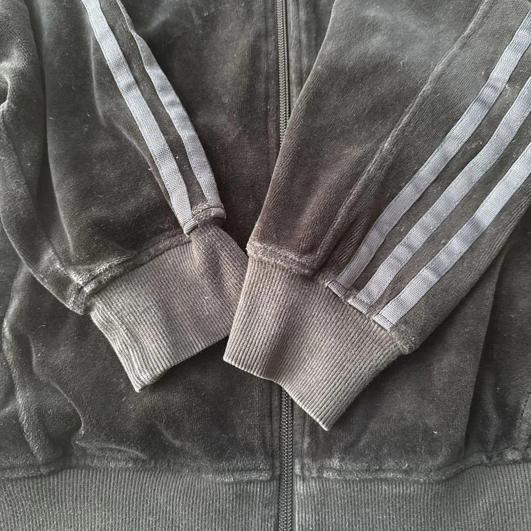 adidas 黒 ベロアジャージ　セットアップ　上下Ｍサイズ