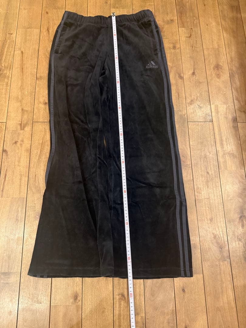 adidas 黒 ベロアジャージ　セットアップ　上下Ｍサイズ