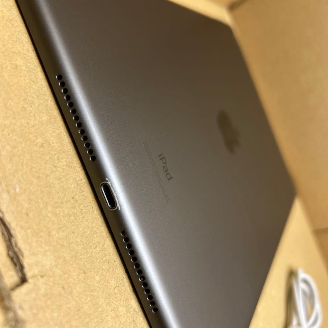 Apple iPad (第７世代) Wi-Fi 32GB