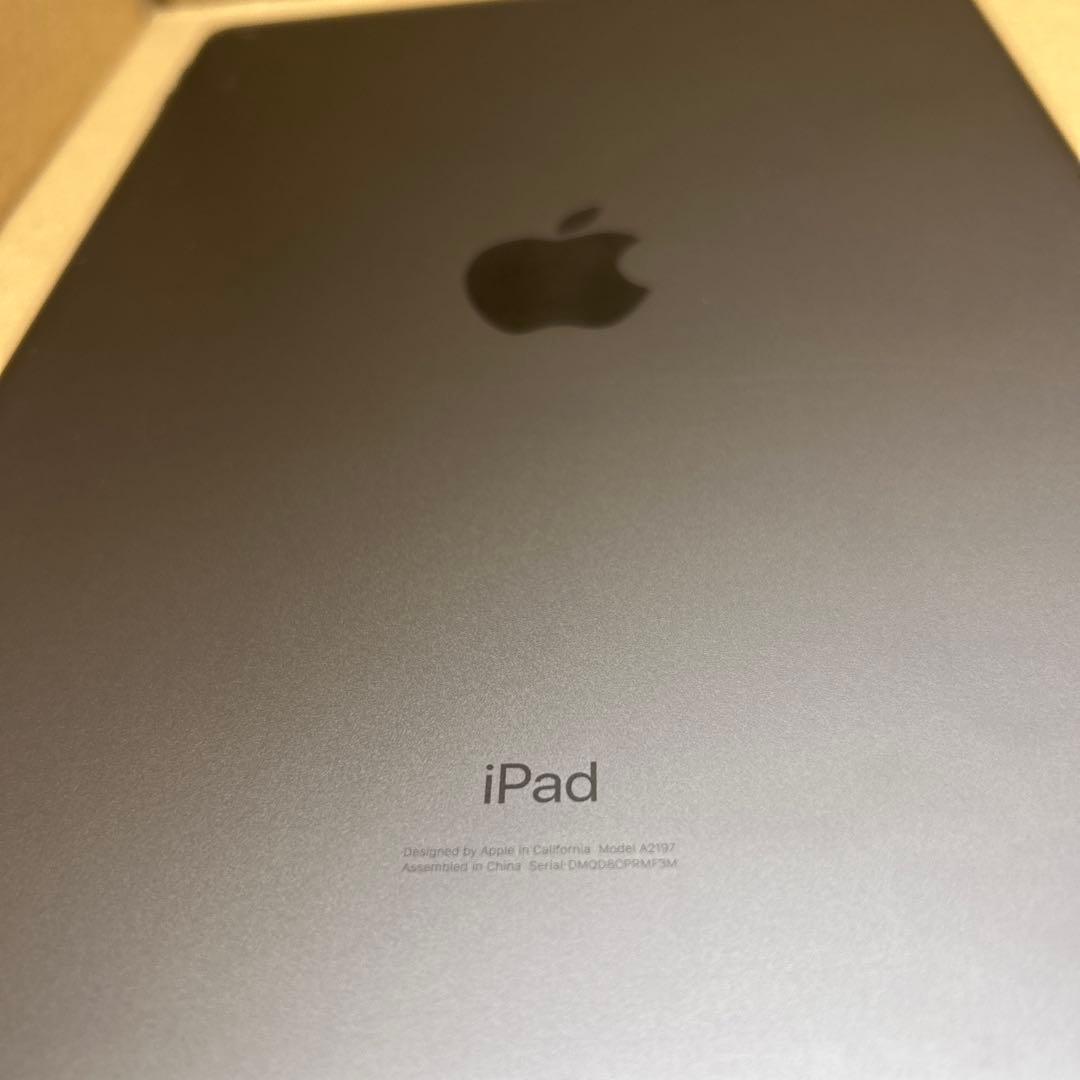 Apple iPad (第７世代) Wi-Fi 32GB