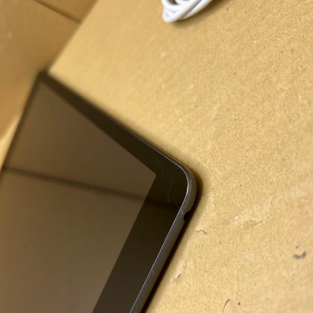 Apple iPad (第７世代) Wi-Fi 32GB