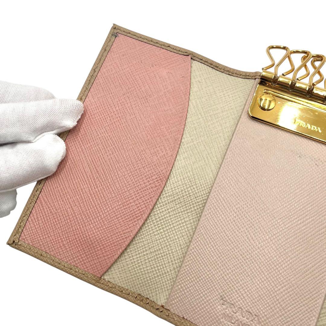 PRADA プラダ　6連キーケース　鍵　バイカラー　サフィアーノレザー