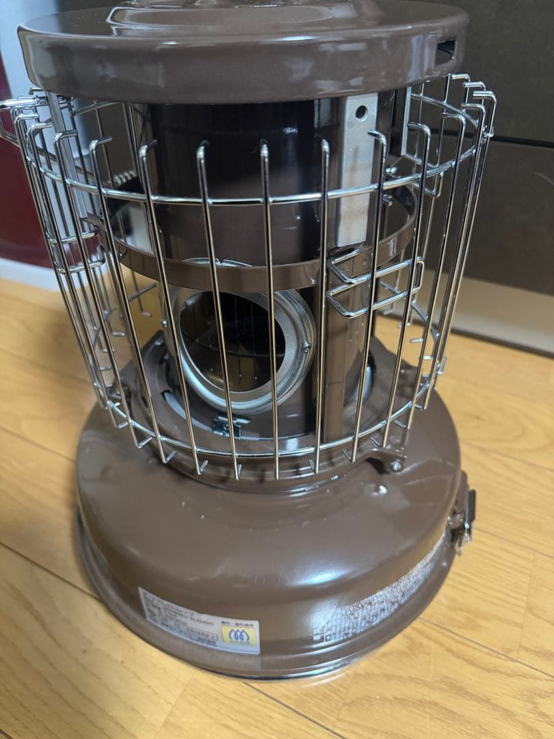 アラジンとBEAMS 限定コラボ小型ガスストーブとケース