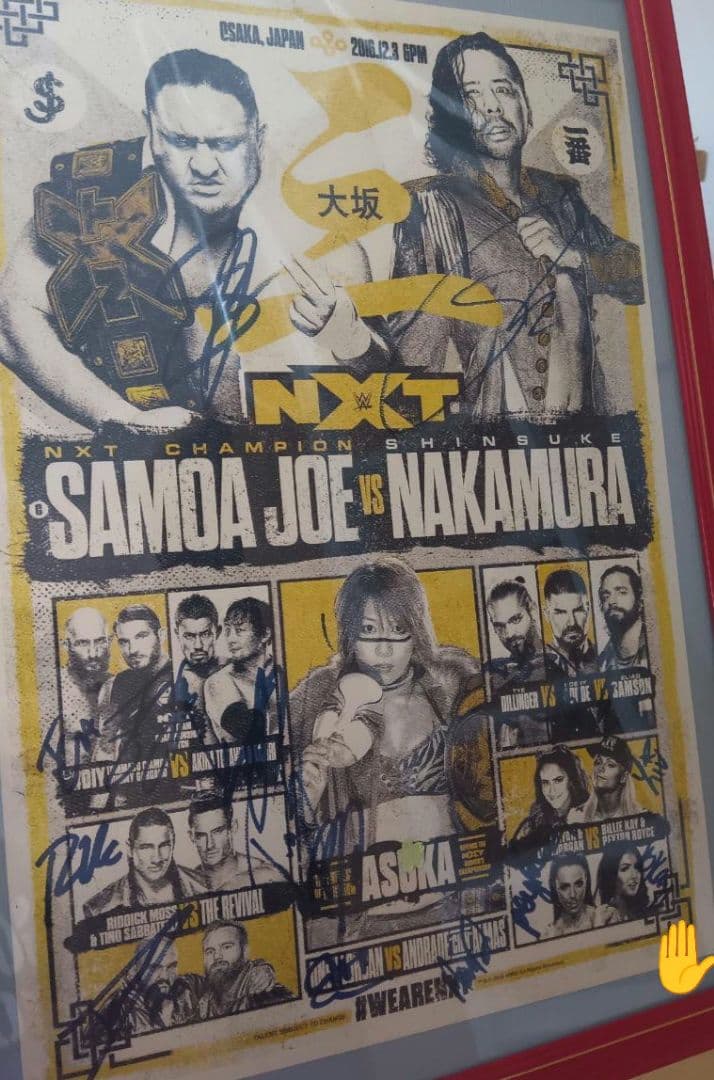 【値下げ】WWE NXTスーパースター　直筆サインポスター