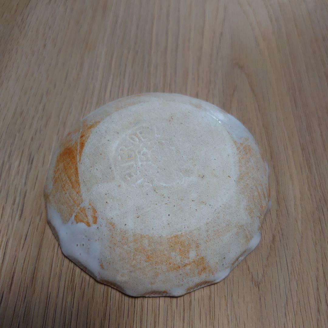 鹿児島睦さん　小皿　ネコ