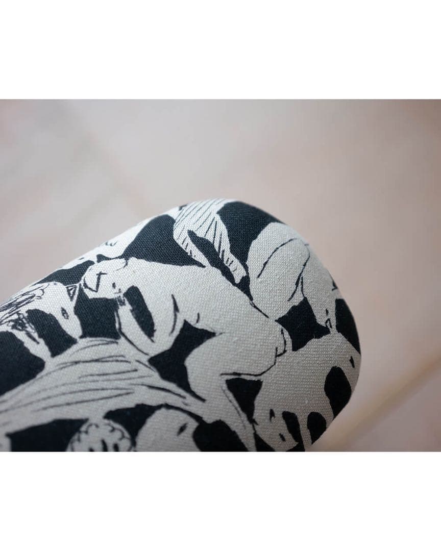 キッチンスツールNA(H630)× ミナペルホネンlife puzzle BK