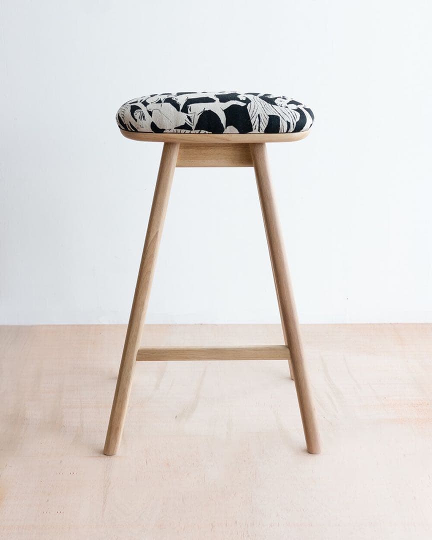 キッチンスツールNA(H630)× ミナペルホネンlife puzzle BK