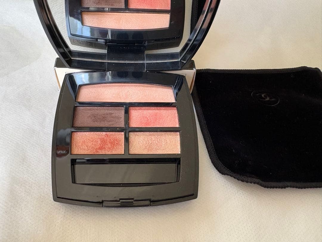 CHANEL レベージュパレットルガール　 ウォーム　アイシャドウ