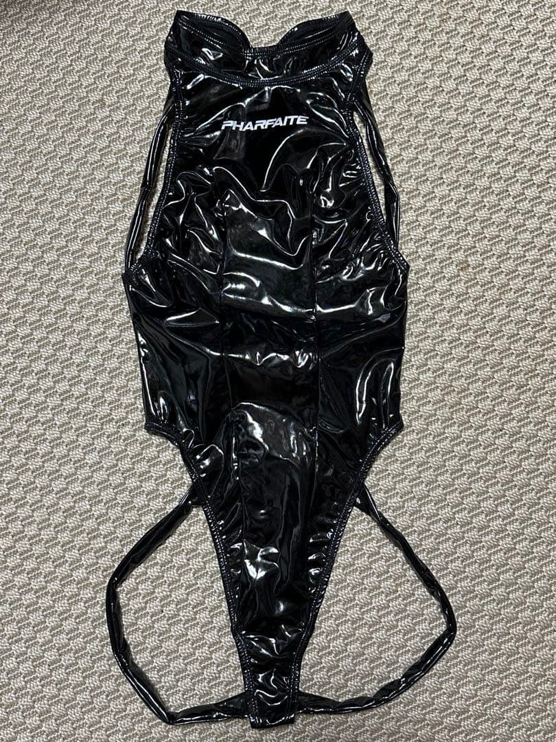 【パルフェット】エナメルハイネックバインダーTback M