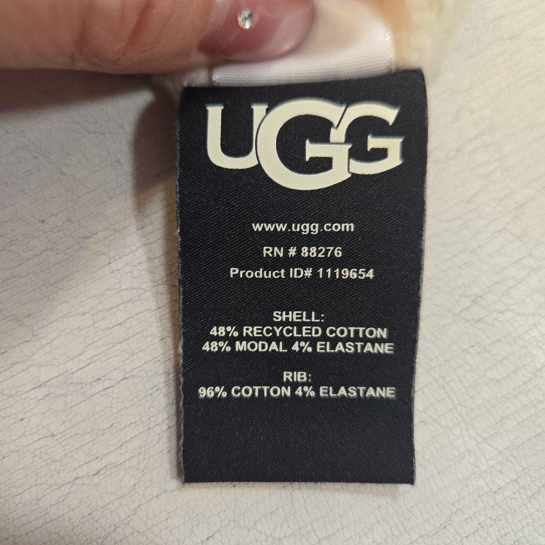 UGG フロッキー ロゴ 長袖 スウェット