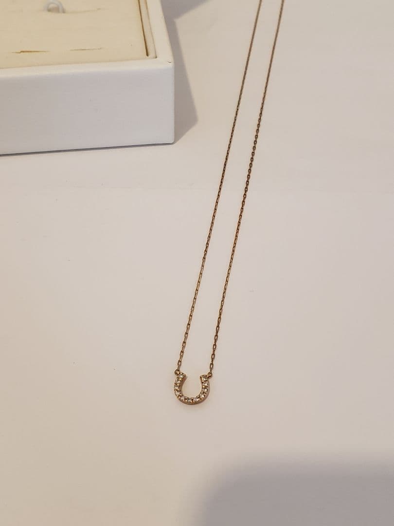 4℃ / 馬蹄モチーフ K10イエローゴールド ネックレス