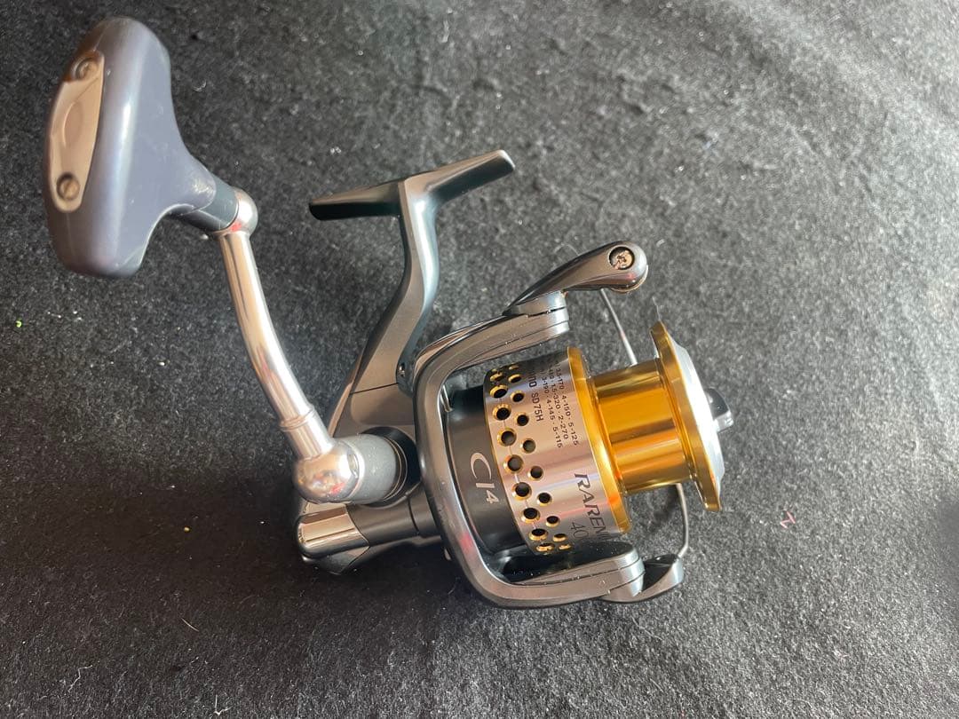 SHIMANO RARENIUM CI4 4000 スピニングリール