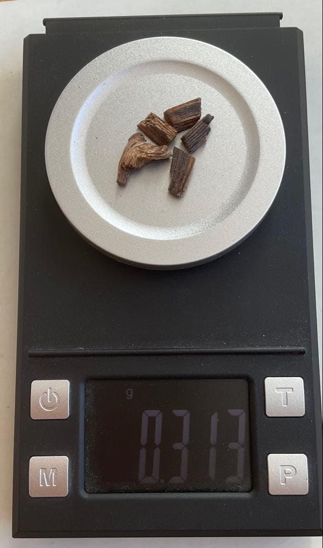 香木 古渡命銘木 「初音」約0.3g 小分け沈香 伽羅 奇南 奇楠 お香 香道