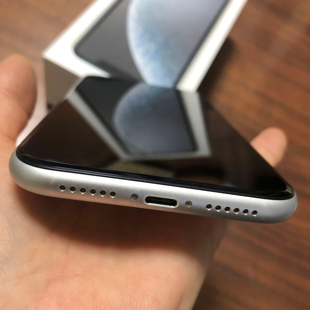美品！ iPhone XR 64GB ホワイト