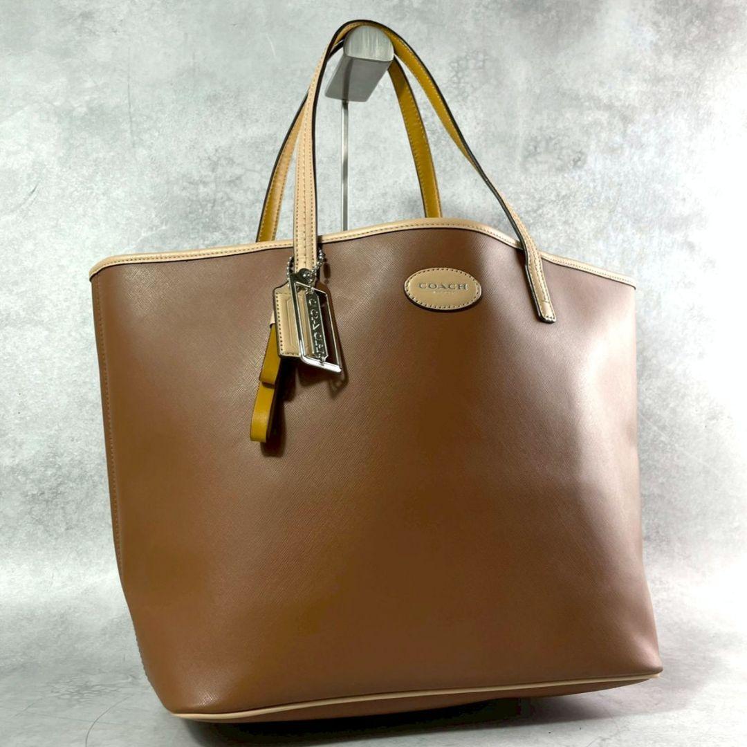 極美品 コーチ トートバッグ ビジネスバッグ A4可 PVC レザー ブラウン