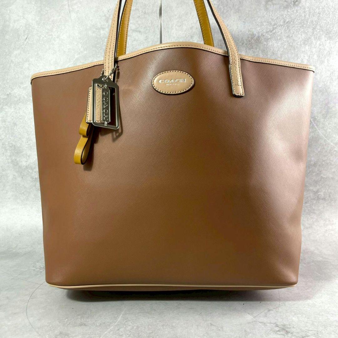 極美品 コーチ トートバッグ ビジネスバッグ A4可 PVC レザー ブラウン