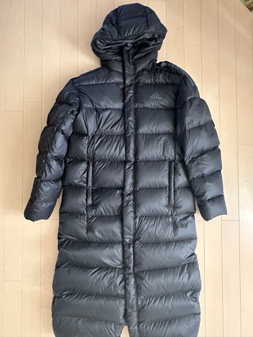 adidas ベンチコート　ダウンコート　サッカー　パーカー　シャツ