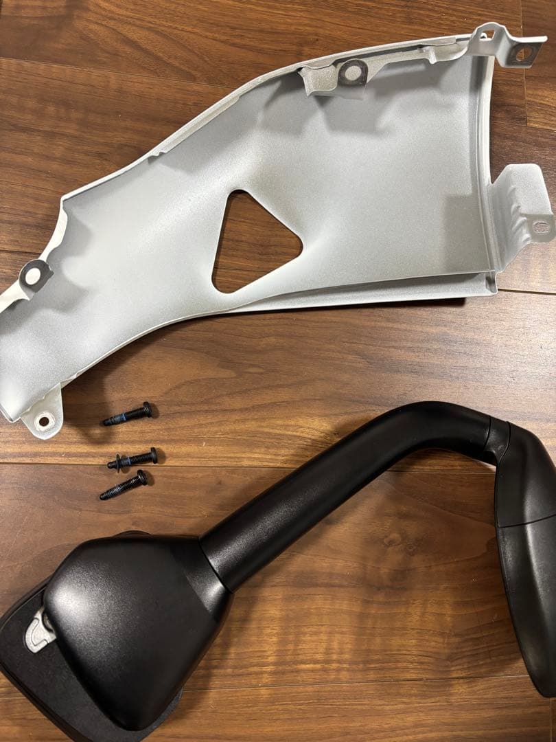 ハイエースガッツミラー200系コーナーパネル