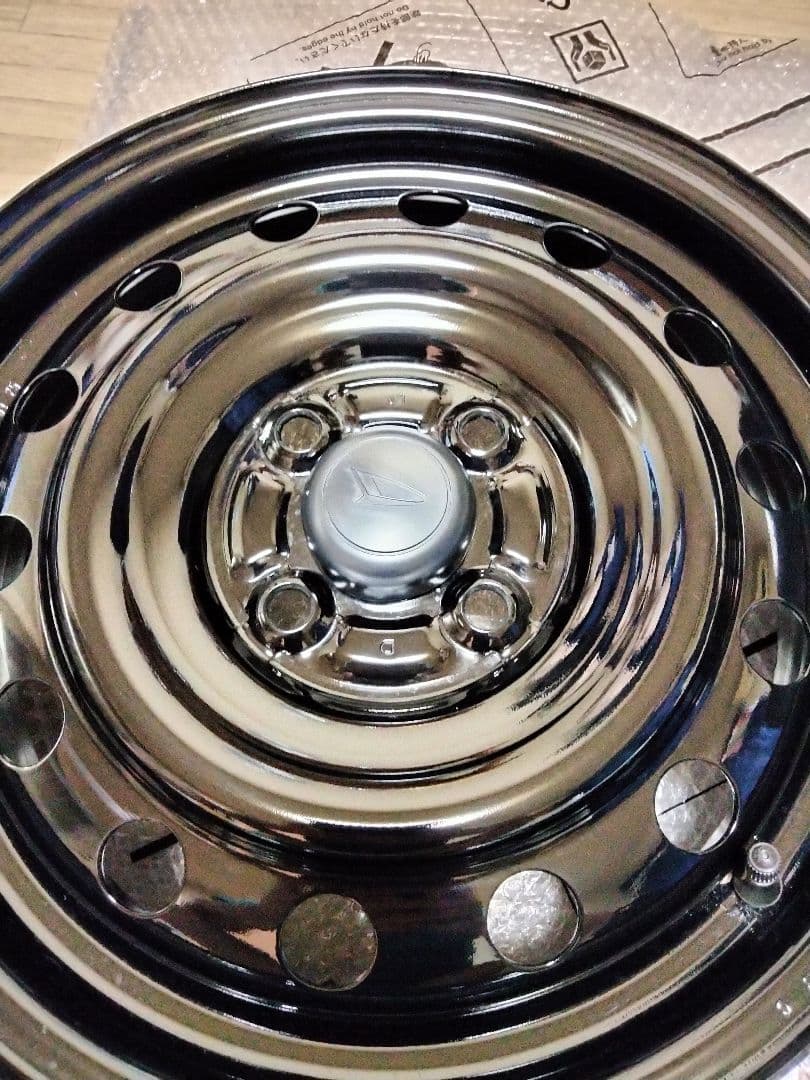 ダイハツタフト純正ホイール15インチ2本