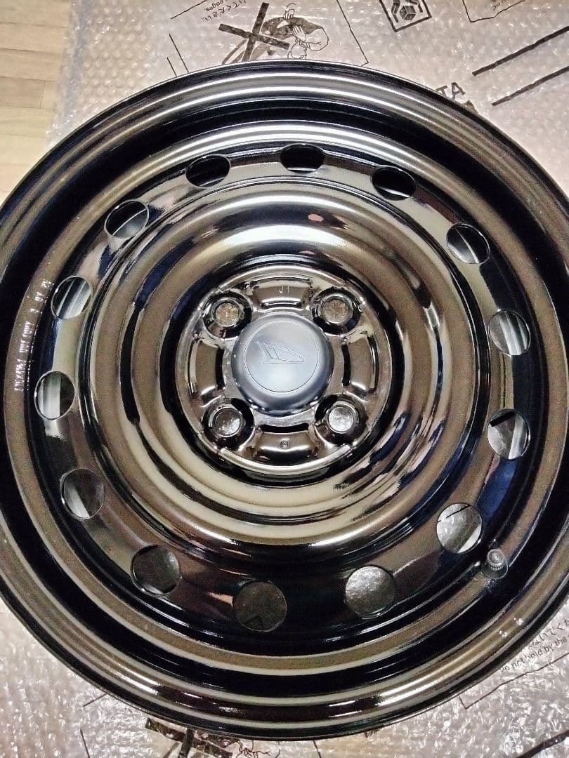 ダイハツタフト純正ホイール15インチ2本