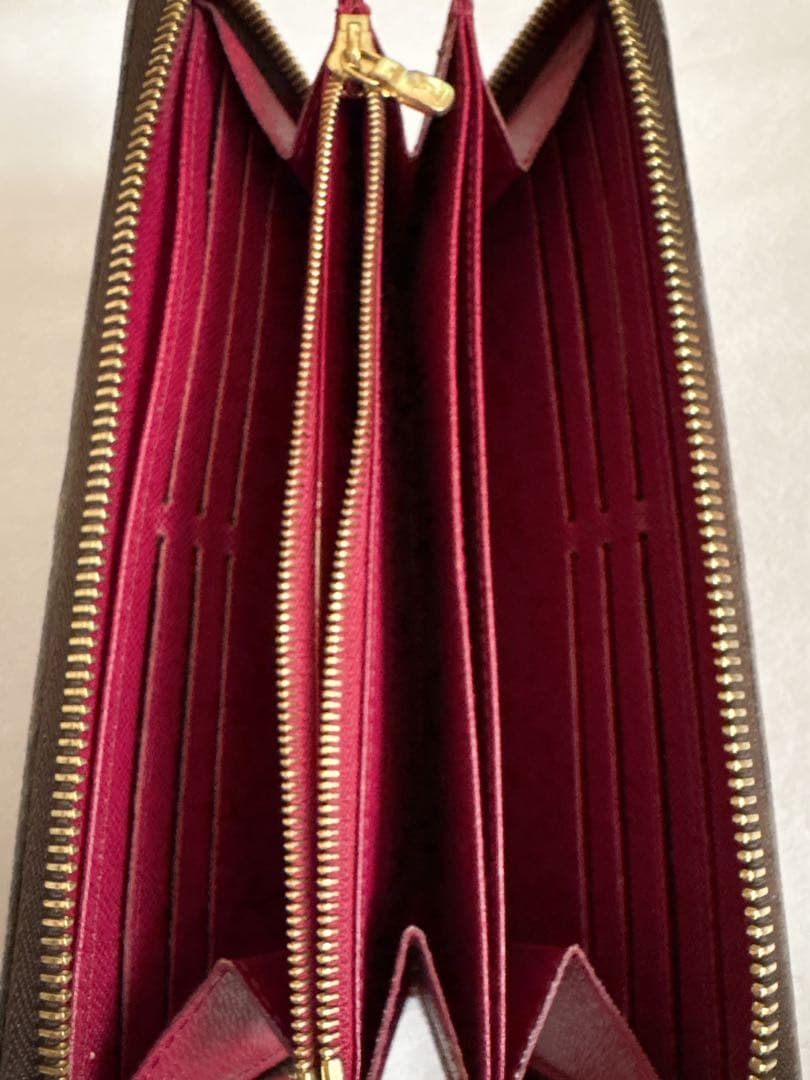 LOUIS VUITTON モノグラム　ジッピーウォレット　長財布 ラウンド