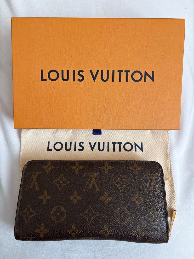LOUIS VUITTON モノグラム　ジッピーウォレット　長財布 ラウンド