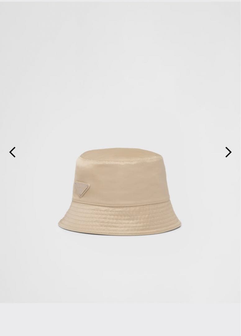 PRADA Re-Nylon バケットハット ベージュ