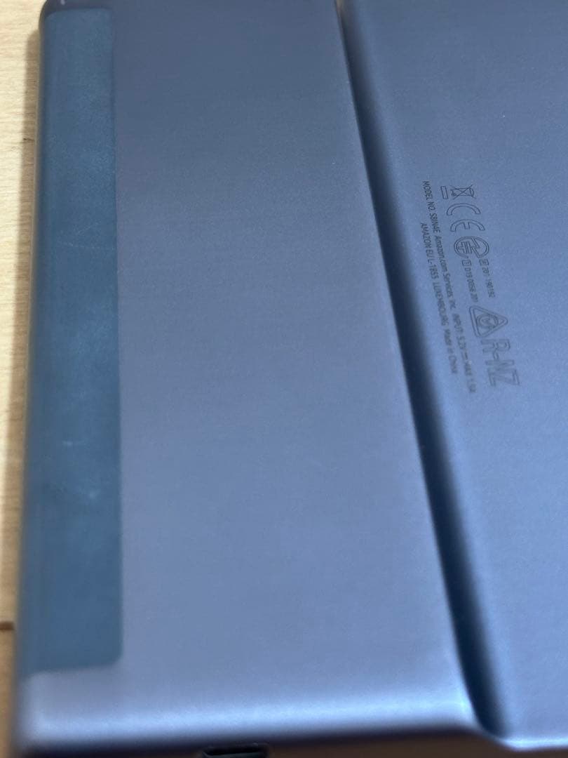 Amazom Kindle Oasis wifi+4G 32GB おまけ付き